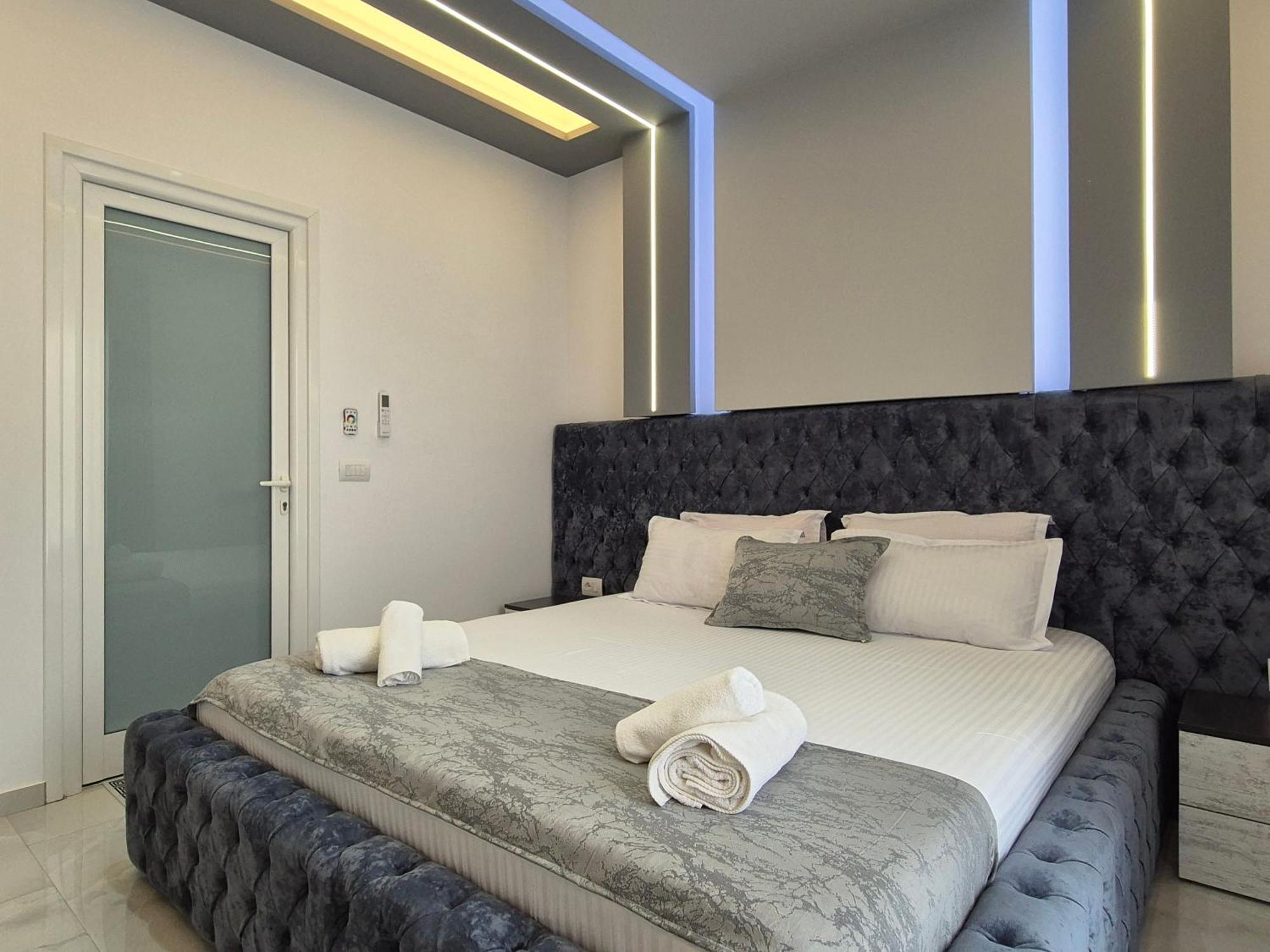 Vila Roxhest Sarandë Buitenkant foto