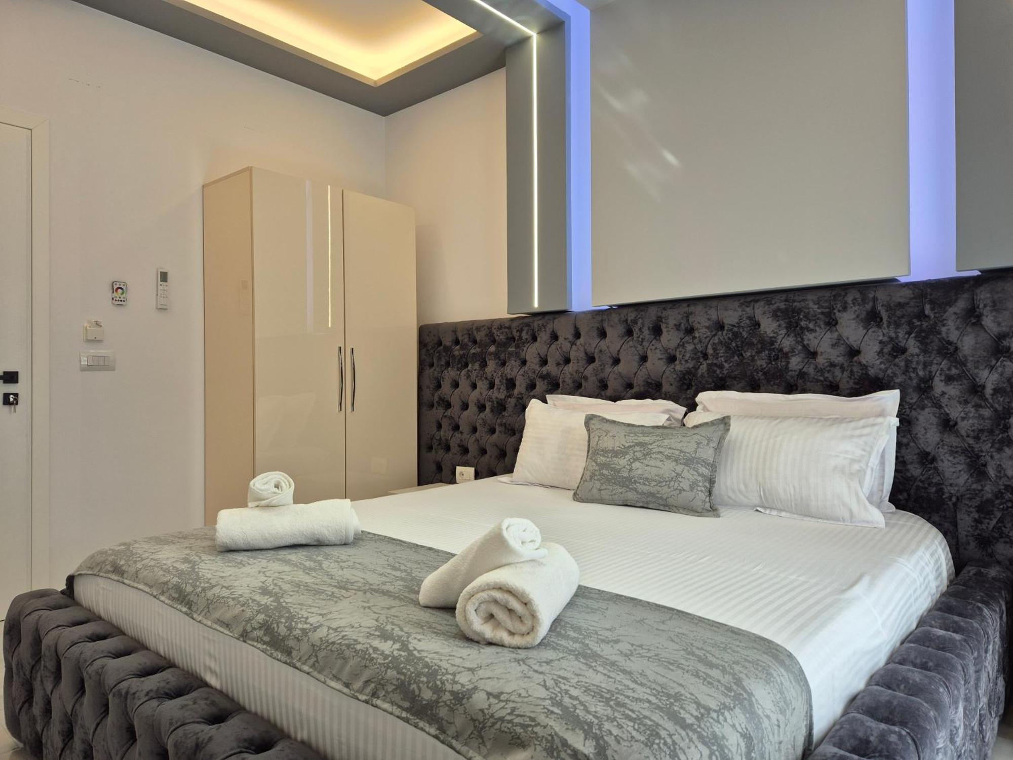 Vila Roxhest Sarandë Buitenkant foto