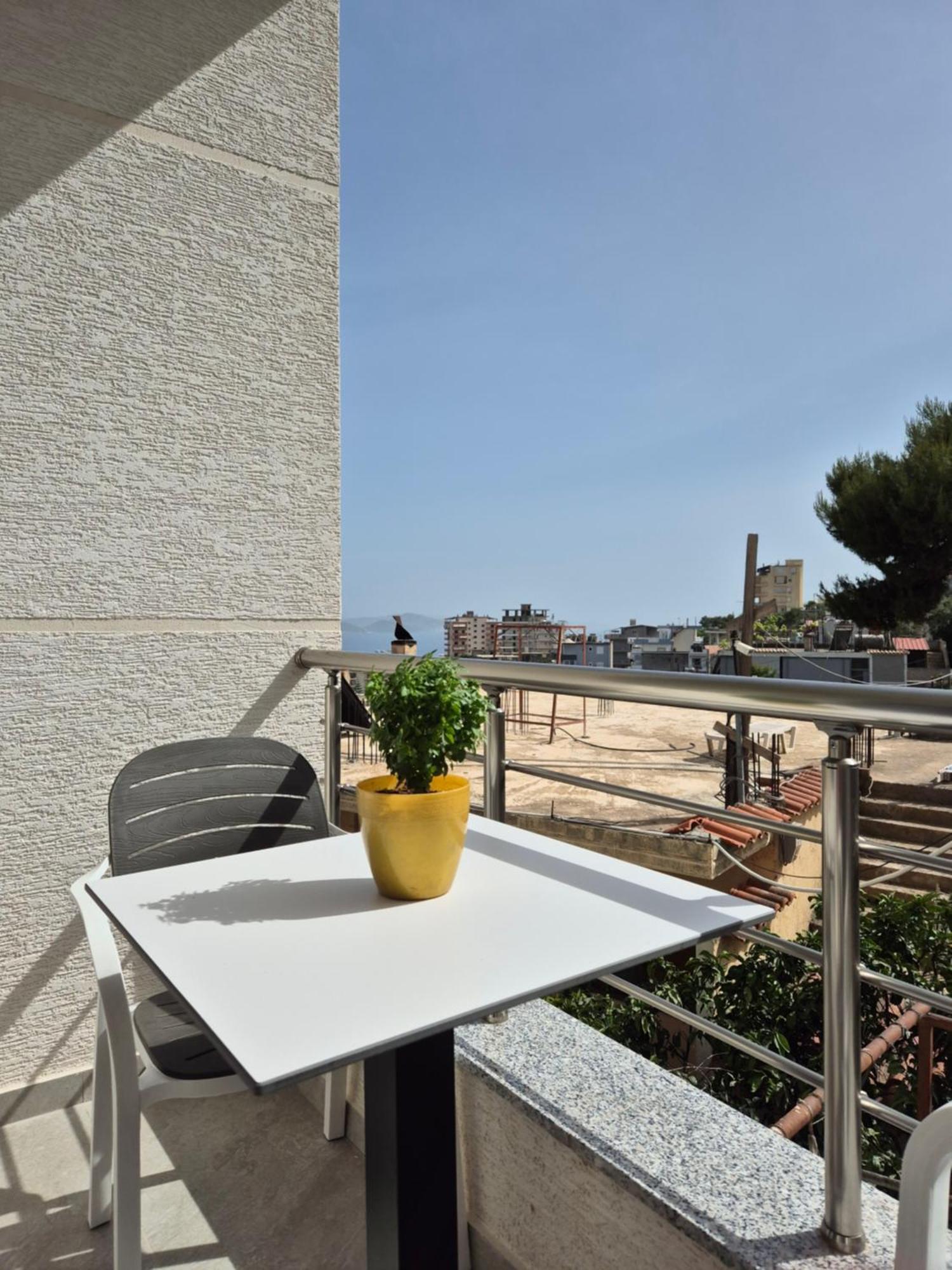 Vila Roxhest Sarandë Buitenkant foto