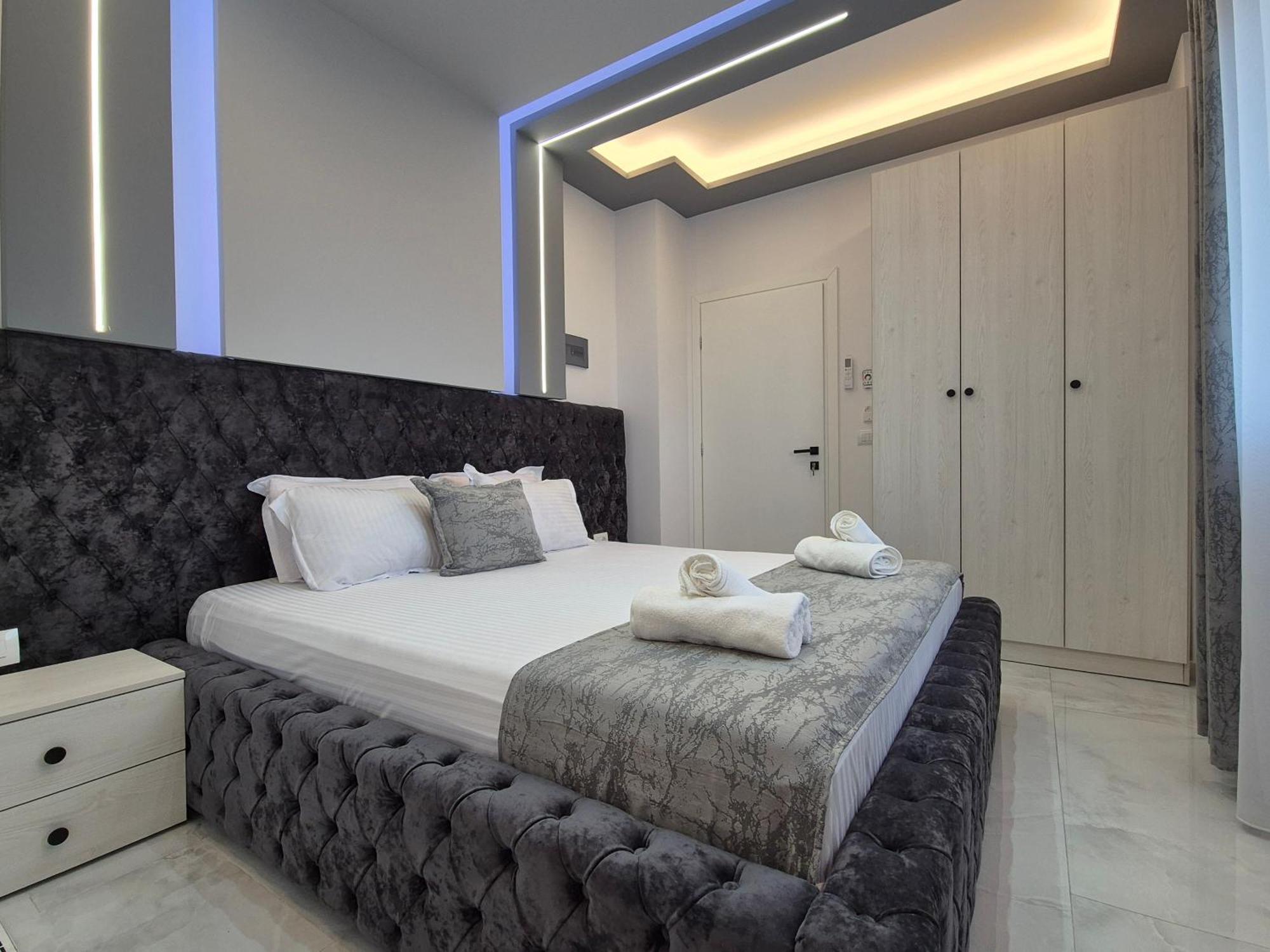 Vila Roxhest Sarandë Buitenkant foto