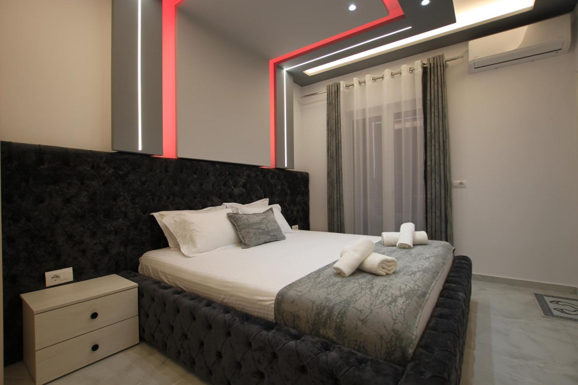 Vila Roxhest Sarandë Buitenkant foto